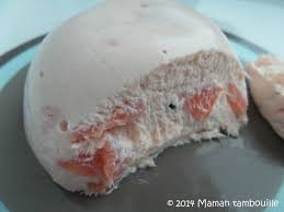 Une Petite Terrine De Saumon Presentee Sous Forme De Dome Qui Fait Son Petit Effet Autant Visuellement Que Gusta Terrine De Saumon Recette Gastronomique Saumon