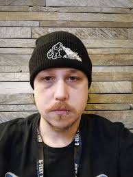 Leaving my house with only Apple Pay n my crocs