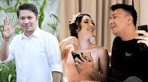 Dan saudari ga mengakui dan juga saudara myd mengakui bahwa memang itu yang ada di video tersebut yang beredar di media sosial itu adalah dirinya sendiri. The Contents Of Wijaya Saputra S Dm Instagram Revealed By Gisel Widow Gading Marten Upset An Indication Of Cheating World Today News