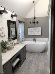 62 Stunning Farmhouse Bathroom Tiles Ideas Modern Farmhouse Bathroom House Bathroom Bathrooms Remodel