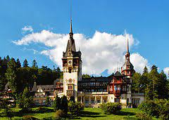 Castelul peleș se află în stațiunea montană sinaia din județul prahova și la doar 44 km. Castelul PeleÈ™ Wikipedia