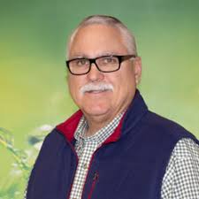 THOMAS WOJCIK RECEIVES WOODS BROTHERS' HERITAGE AWARD