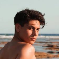 Abraham Yael (@abrahamyhael) • Instagram photos and videos