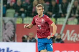 Po úspěšné sezoně ve west hamu united se tomáš souček vrátil do edenu, kde se slávisty absolvoval trénink a podíval se i na jejich poslední zápas sezony, po. West Ham S Tomas Soucek Prepared For Germany Clash