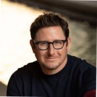 Damon Ross's Instagram, Twitter & Facebook