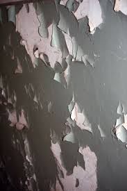 Easiest Method To Remove Wallpaper Ehow Old Wallpaper Removable Wallpaper Wallpaper Layers