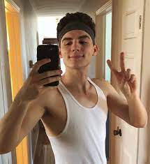 Signed to universal music / republic records Ryland James On Twitter Hey I M Bob And I Ll Be Your Aerobics Instructor Today