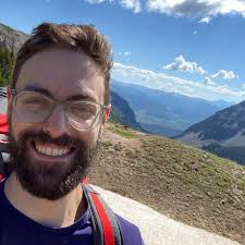 Travis Cahill's Instagram, Twitter & Facebook