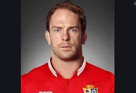 Alun wyn jones, 35 ans, capitaine et deuxième ligne du pays de galles, vainqueur du dernier tournoi des six nations, a annoncé mardi avoir prolongé d'un an son contrat avec les ospreys et sa fédération, ce qui l'engage jusqu'en 2022. Alun Wyn Jones Celebrity Age Weight Height Net Worth Dating Facts