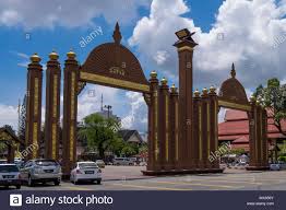 Time difference between kota bharu and other cities. Https Www Alamy Com The Landmark Gate In The Al Quran Rehal Park In Kota Bharu Malaysia Image264306195 Html Pv 1 Kota Bharu Malaysia Photo