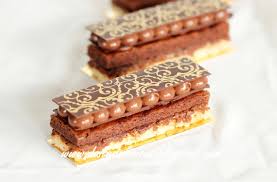 Chocolate Cremoux Entremet Desserts Dessert Chocolat Desserts With Biscuits