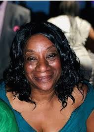 Loretta Chick's Instagram, Twitter & Facebook