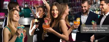 Aufgrund der aktuellen situation finden sprechzeiten bis auf weiteres nicht statt. Hochzeits Dj Munchen Mobile Disco Fur Feiern Mit Gehobenen Anspruchen In Munchen Dj Hochzeit Muenchen