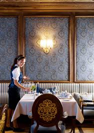 Hochzeitssaal, restaurant, bar und tanzlokal am friedberger baggersee. Gourmethotel Trofana Royal Mit 2 Hauben Restaurants