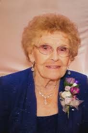 Jackie Dempsey's Instagram, Twitter & Facebook