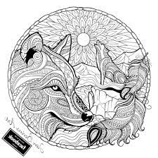 Plan de coloration de pages de famille mignonne de loup de bande dessinée avec de petits animaux. Coloriage Mandala De Loup Novocom Top