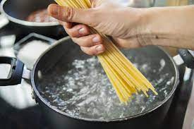 De culinaire mogelijkheden zijn eindeloos. Nudeln Pro Person Alles Uber Pasta Portionen Andronaco