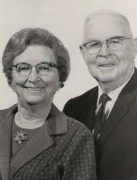 Sterling Robertson Launius and wife Annie Amis Launius, my great  Grandfather and great Grandmother.