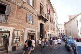 Pantheon inn offers charming accommodation in rome and is within walking distance of barberini there are a variety of amenities available to those staying at pantheon inn, including an express. Pantheon Inn In Rom Hotels Com