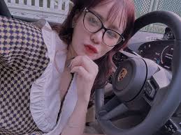 Lily Ward (@lily.ward30)