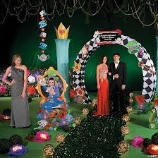 Alice in wonderland birthday party snack ideas. Alice In Wonderland Party Supplies Decorations Oriental Trading Company