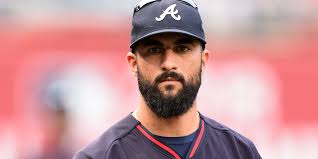 This Day in Braves History: Atlanta signs Nick Markakis to a four-year deal 