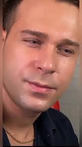 Alex Farber's Instagram, Twitter & Facebook