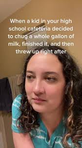 Some interesting things happened at my high school 🤣 #fyp #cafeteria  #crazyhighschoolstudents #thatsactuallyhilarious #whytho