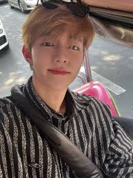 Can you identify the resemblance between the two songs?