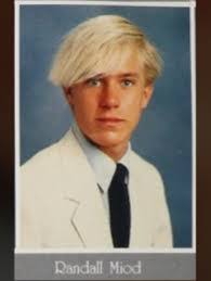 Everett Sanchez's Instagram, Twitter & Facebook