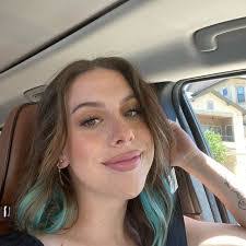 Olivia Alba's Instagram, Twitter & Facebook