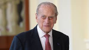 Mais il y a d'abord quelques ajustements à faire. Le Prince Philip Devaste Ces Deux Evenements Qui Ont Closer