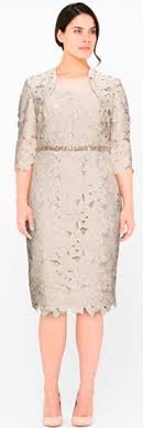 Con corte asimétrico y con vestido de invitada para una boda de tarde: Vestidos De Fiesta Para Mamas Otono El Blog De Una Novia