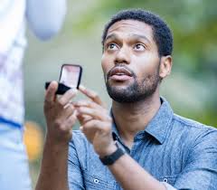 17 People Who Traveled Abroad To Find Love And Romance