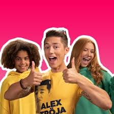 Sommarlov sänds varje dag under hela sommaren på barnkanalen. Sommarlov Best Of Svt Barn