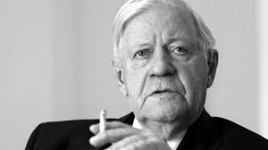 Er war bundeskanzler und staatsmann. Helmut Schmidt Ein Nachruf Eine Legende Ist Geboren