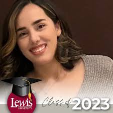 🎓 Congratulations to Estefania Leon Cortes for earning her Bachelor degree  from @lewisunursing! ⚕️ The University of Guadalajara in Mexico alumna of  Tinley Park, IL, is looking forward to making a difference