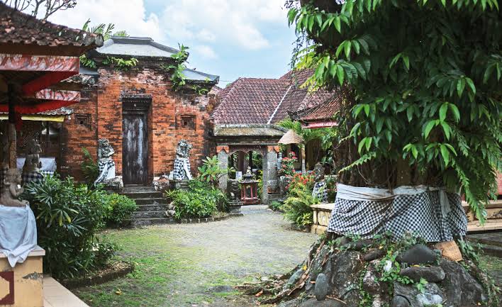 Puri Anyar Royal Palace Kerambitan