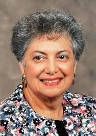 Linda Sottile's Instagram, Twitter & Facebook