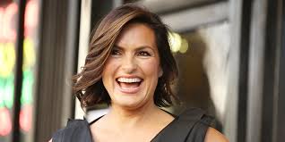 Holland Taylor Unveils Key to Enduring Romance with Girlfriend Sarah  Paulson despite Their Age Gap