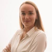 Lisa Bohne's Instagram, Twitter & Facebook