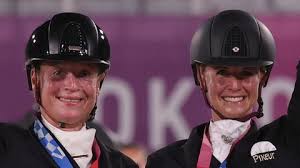 Weil laurel hubbard aus neuseeland an den start geht. St5lu0ilt1cqnm