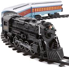 Lionel Trains Polar Express Ready To Play Train Set With Dvd Polar Express Train Set Model Trains Lionel Trains