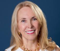 Hall Of Fame Inductee's 1st Reaction to Warren County: 'Where are We?'