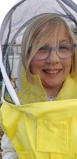 Beekeeping while pregnant: experiences and advice