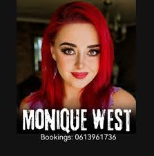 Amanda Scholtz's Instagram, Twitter & Facebook