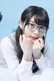 けやき坂46の最年少 柿崎芽実がホラーよりも怖いメンバーを告白 けやき坂46リレートーク 3 画像4 8 テレビ 芸能ニュースならザテレビジョン 柿崎 柿崎芽実 眼鏡 女子