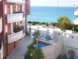Con una buona posizione vicino alla spiaggia con una buona posizione in riva al mare, questo complesso di appartamenti per famiglie a gallipoli si trova a 2 km da luoghi d'interesse come parco. Residence Gallipoli Offerte Last Minute 2021 Su Salento It