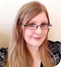 Heidi Edmonds's Instagram, Twitter & Facebook