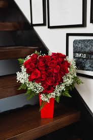 Heart And Soul Valentine S Day Flowers Romantic Gift Valentine Red Roses Roman Valentine Flower Arrangements Valentines Flowers Valentines Red Roses